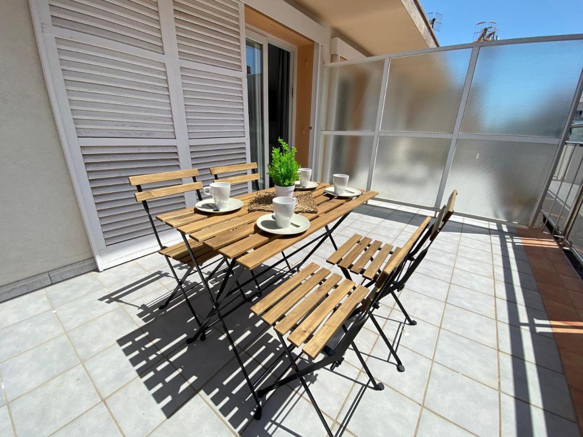 Apartamentos Ar Isern Blanes Exteriör bild